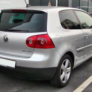 Volkswagen-Golf-V (3)